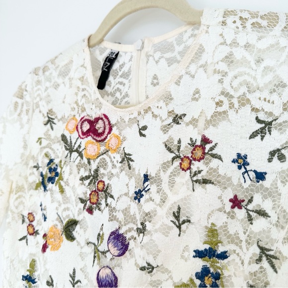 Limited Edition Handmade Lace Dress Beaded Embroidered - Picture 2 of 5